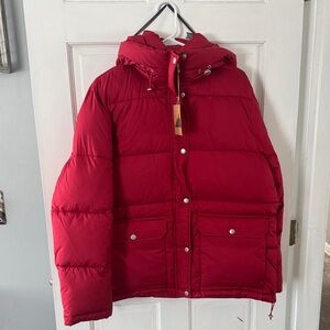 NWT Basin & Range Red Puffer Jacket with Hood Medium $119.00
